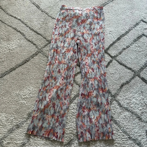 RDI floral pants flare leg pleated pull on elastic waist large - Picture 8 of 8